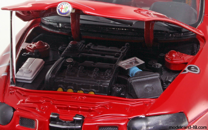 2003 - Alfa Romeo 147 GTA Cup Ricko 1/18 (Kрасный) Двигатель