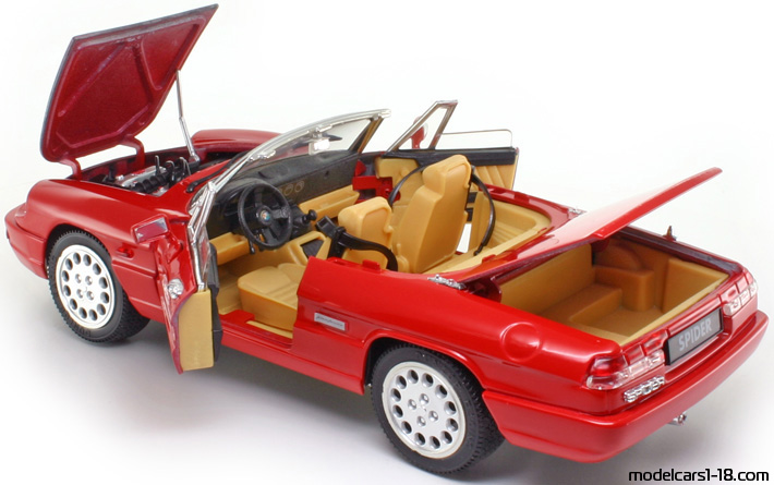 1990 - Alfa Romeo Spider Jouef Evolution 1/18 (Kрасный) Открывающиеся части