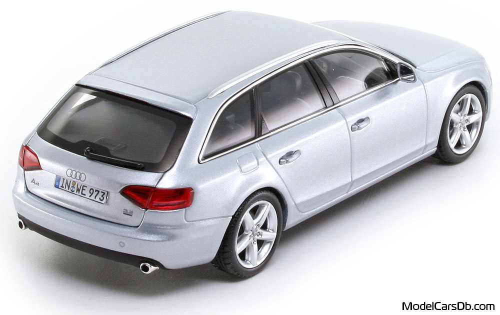 2008 - Audi A4 Avant (B8) Minichamps 1/43 (Светло-серебристый) Задняя правая сторона