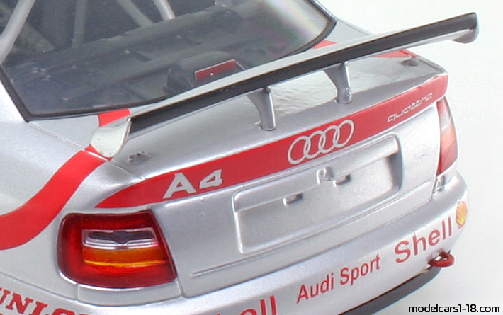 1995 - Audi A4 STW (B5) UT 1/18 (Серебристый / Kрасный) Багажник / Поднимающиеся фары