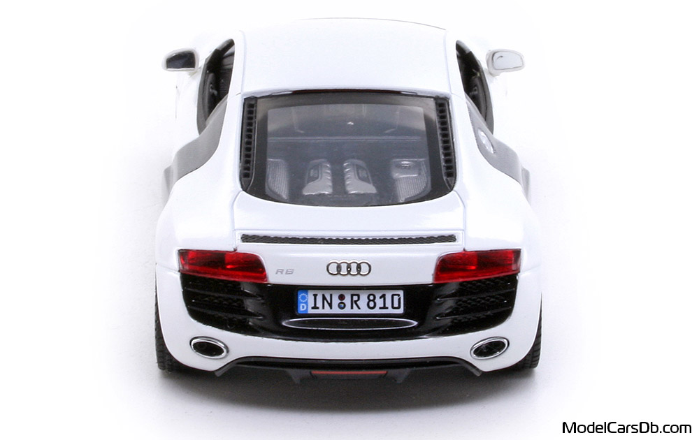2009 - Audi R8 (42) Schuco 1/43 (White / Серый ) Сзади