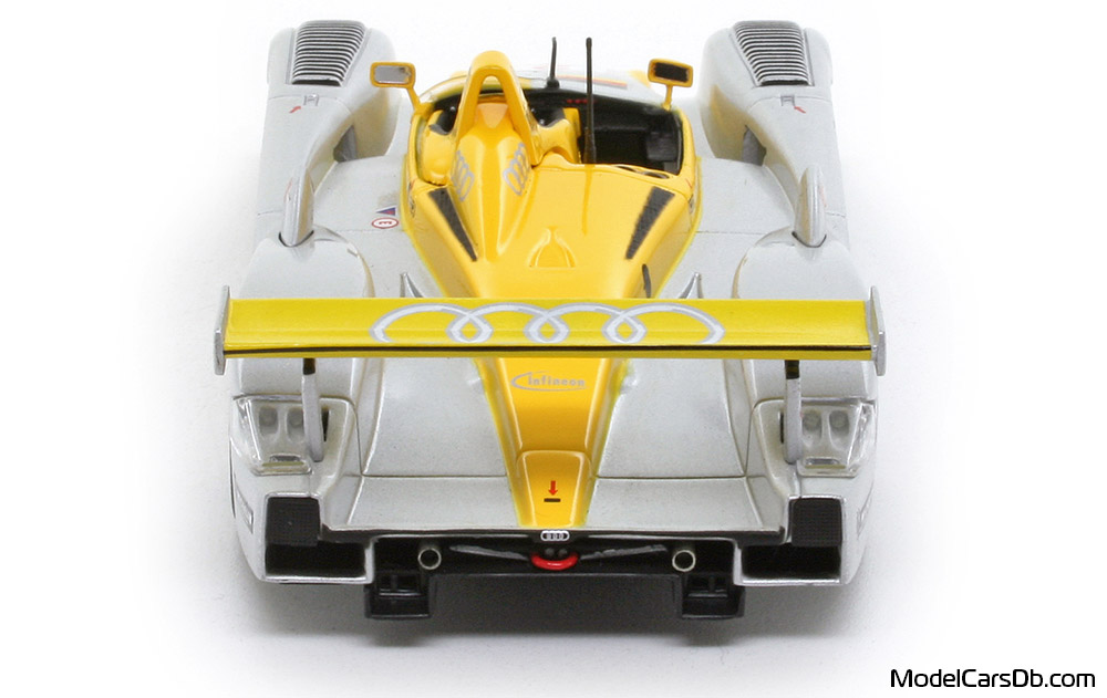 2002 - Audi R8 Minichamps 1/43 (Серебристый / Жёлтый) Сзади