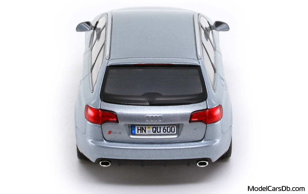 2008 - Audi RS6 Avant (C6) Minichamps 1/43 (Белый) Сзади