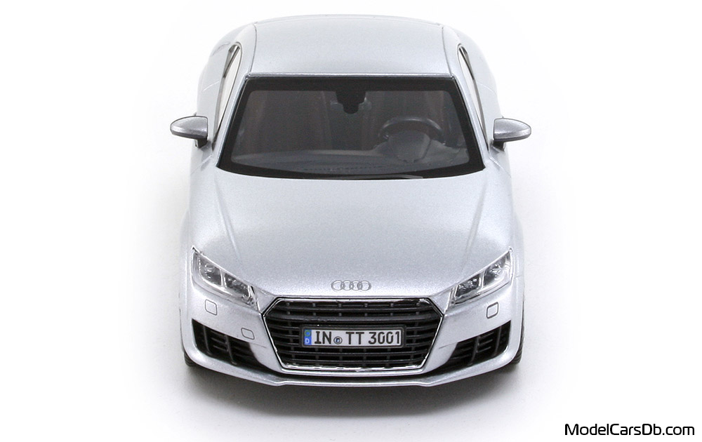 2014 - Audi TT (8S) iScale 1/43 (Серебристый) Спереди