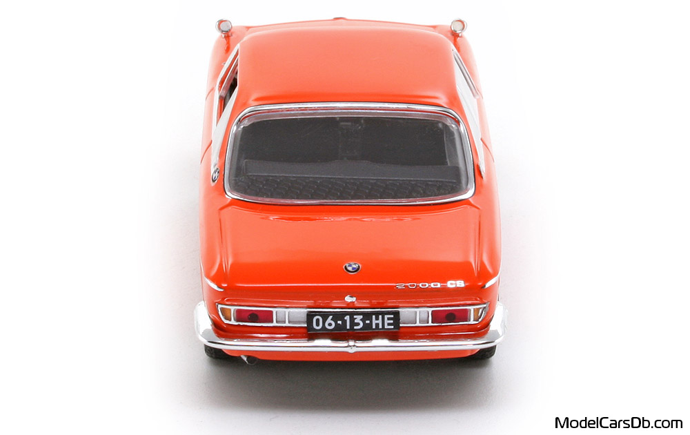 1972 - BMW 2000 CS Triple9 Collection 1/43 (Оранжевый) Сзади