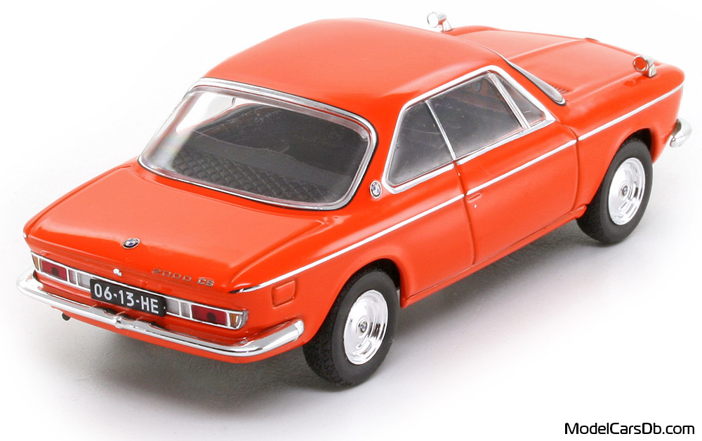1972 - BMW 2000 CS Triple9 Collection 1/43 (Оранжевый) Задняя правая сторона
