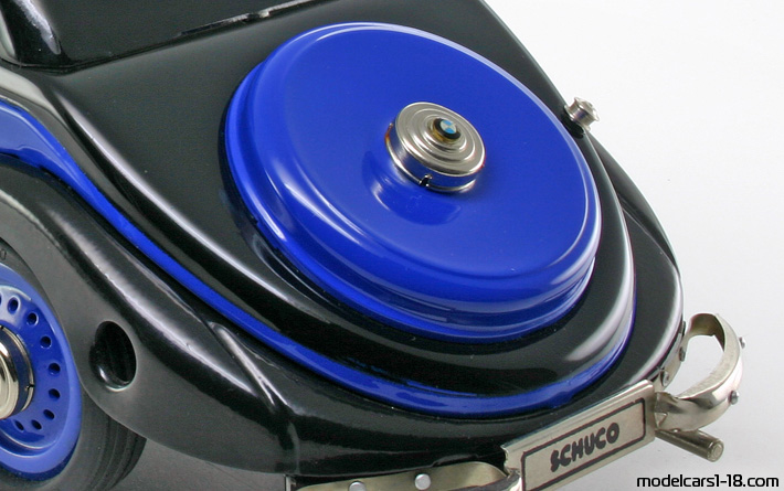 1937 - BMW 327 Schuco 1/18 (Синий / Чёрный) Багажник / Поднимающиеся фары