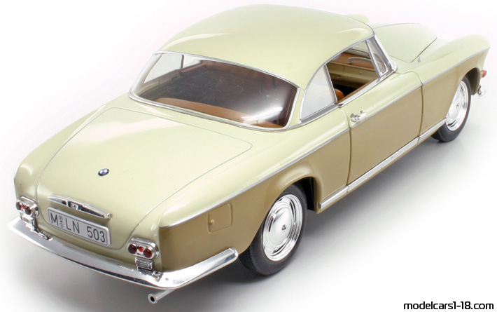 1956 - BMW 503 Revell 1/18 (Белый / Коричневый) Задняя правая сторона