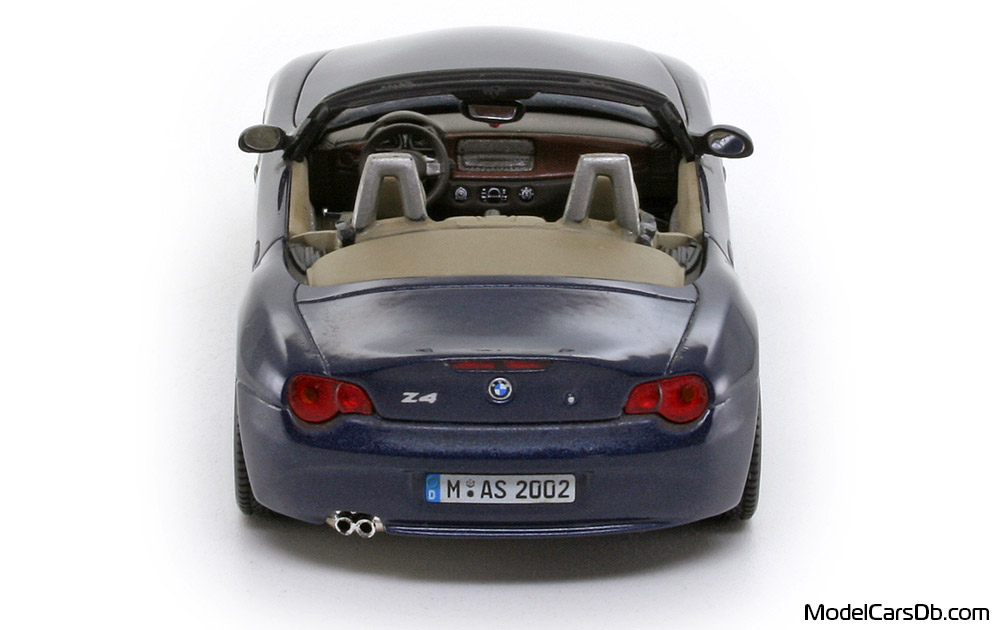2002 - BMW Z4 (E85) Minichamps 1/43 (Синий) Сзади