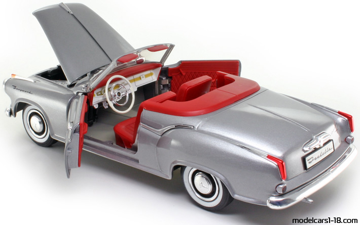 1958 - Borgward Isabella TS Revell 1/18 (Серебристый) Открывающиеся части