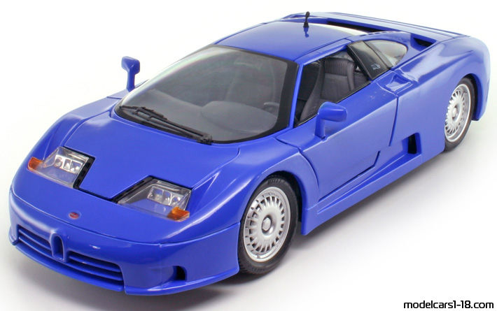 1991 - Bugatti EB 110 Maisto 1/18 (Синий) Передняя левая сторона