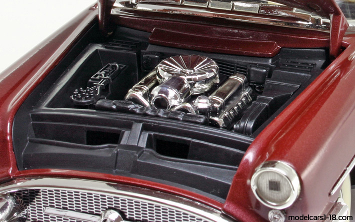 1955 - Buick Century Mira 1/18 (Kрасный) Двигатель