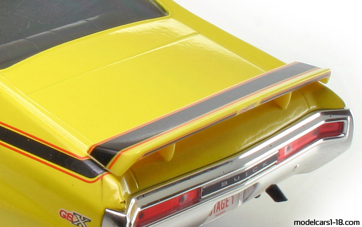 1970 - Buick GSX ERTL 1/18 (Жёлтый / Чёрный) Багажник / Поднимающиеся фары