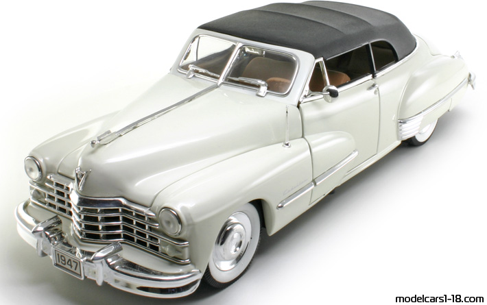 1947 - Cadillac 62 Anson 1/18 (Позолоченный) Передняя левая сторона