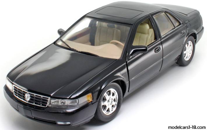 1998 - Cadillac Seville STS Anson 1/18 (Чёрный) Передняя левая сторона