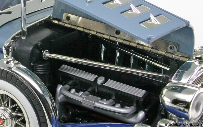 1932 - Cadillac V-16 Dual Crown Phaeton Anson 1/18 (Синий / Синий) Багажник / Поднимающиеся фары