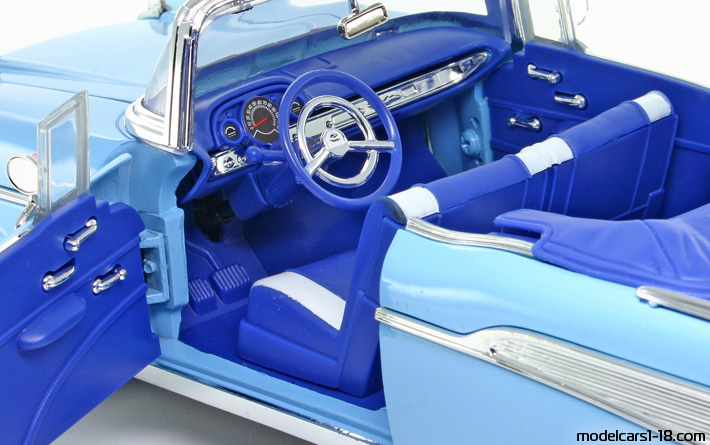 1957 - Chevrolet Bel Air Motor Max 1/18 (Синий) Интерьер панель приборов