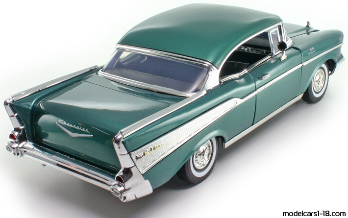 1957 - Chevrolet Bel Air Motor Max 1/18 (Зелёный) Задняя правая сторона