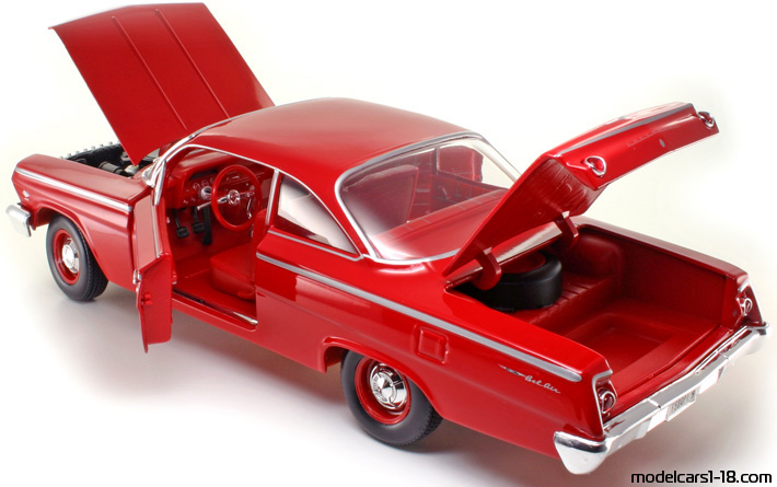 1962 - Chevrolet Bel Air Maisto 1/18 (Kрасный) Открывающиеся части