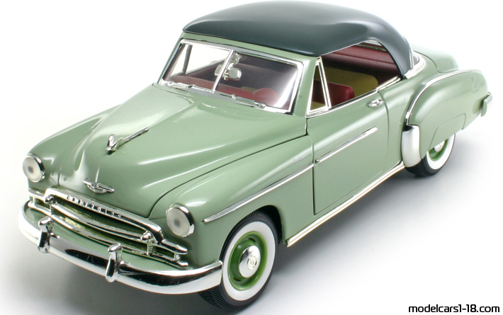 1950 - Chevrolet Bel Air Mira 1/18 (White / Зелёный) Передняя левая сторона