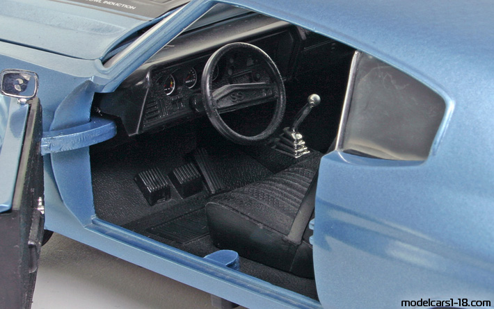 1970 - Chevrolet Chevelle SS 454 ERTL 1/18 (Синий / Чёрный) Интерьер панель приборов