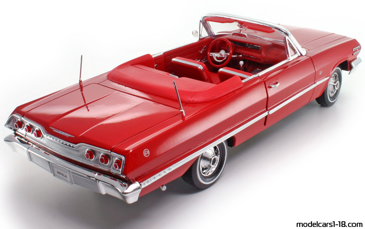 1963 - Chevrolet Impala SS 409 Welly 1/18 (Kрасный) Задняя правая сторона