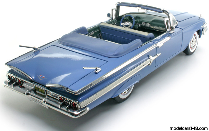1960 - Chevrolet Impala Motor Max 1/18 (Синий) Задняя правая сторона