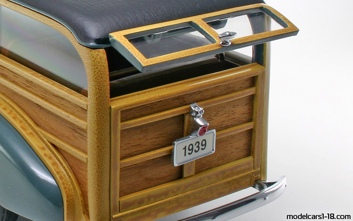 1939 - Chevrolet Master Deluxe Motor City Classic 1/18 (Серый ) Багажник / Поднимающиеся фары