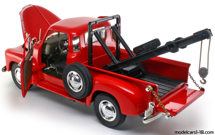 1953 - Chevrolet Pick Up Tow Truck Mira 1/18 (Kрасный) Открывающиеся части