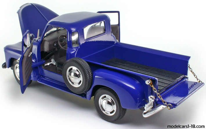 1953 - Chevrolet Pick Up Mira 1/18 (Синий) Открывающиеся части