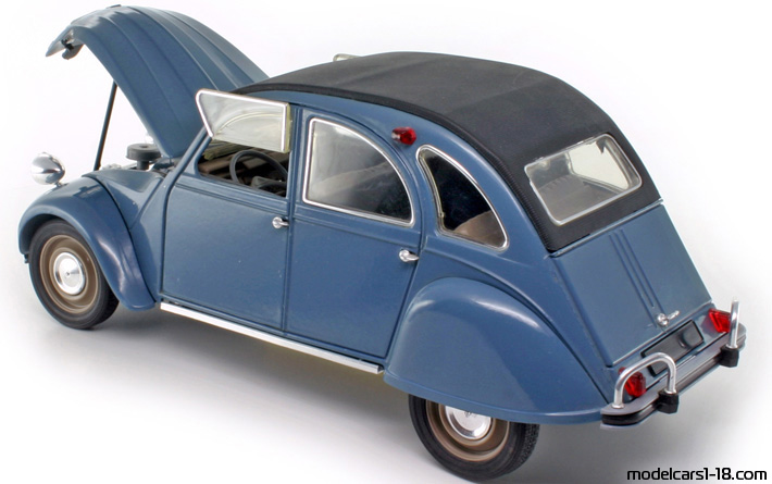 1966 - Citroen 2 CV Solido 1/17 (Синий) Открывающиеся части