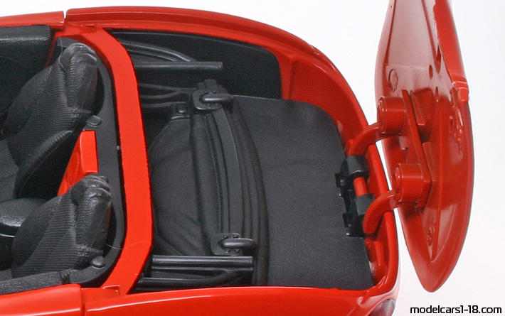 1997 - Dodge Copperhead Concept Anson 1/18 (Kрасный) Багажник / Поднимающиеся фары