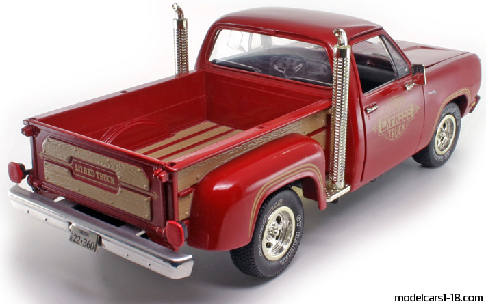 1978 - Dodge Li'l Red Express Truck ERTL 1/18 (Kрасный) Задняя правая сторона