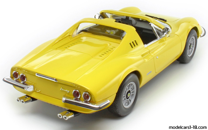 1972 - Ferrari 246 GTS Dino Hot Wheels 1/18 (Жёлтый) Задняя правая сторона