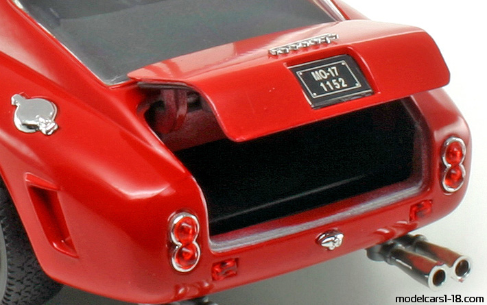 1961 - Ferrari 250 GT Berlinetta SWB Competizione Jouef Evolution 1/18 (Kрасный) Багажник / Поднимающиеся фары