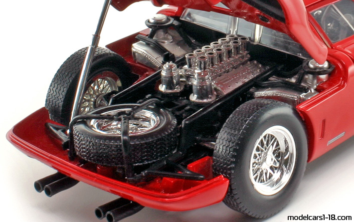 1964 - Ferrari 250 LM (Le Mans) Hot Wheels 1/18 (Kрасный) Двигатель