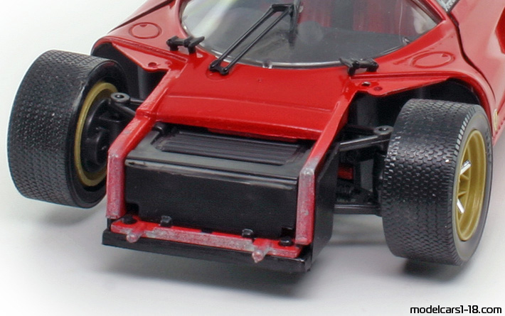 1967 - Ferrari 330 P4 Jouef Evolution 1/18 (Kрасный) Багажник / Поднимающиеся фары