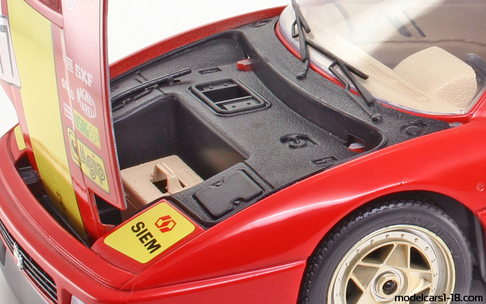 1989 - Ferrari 348 TB Competizione Bburago 1/18 (Kрасный / Жёлтый) Багажник / Поднимающиеся фары