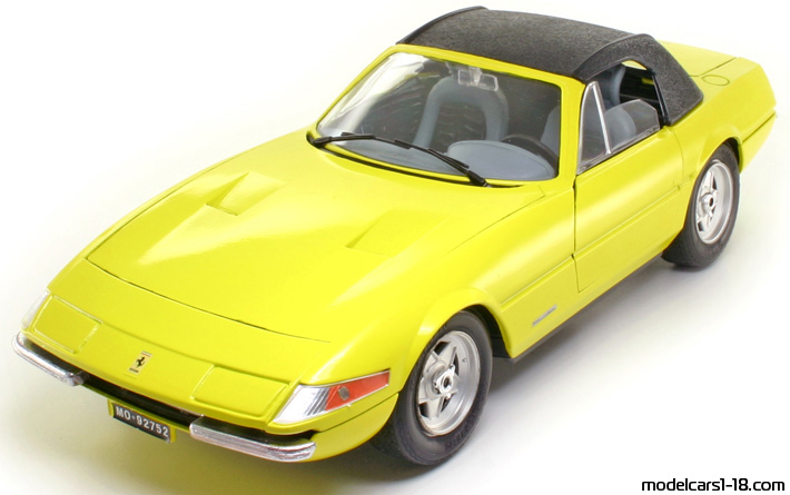 1969 - Ferrari 365 GTS/4 Daytona Techno Giodi 1/18 (Жёлтый) Передняя левая сторона