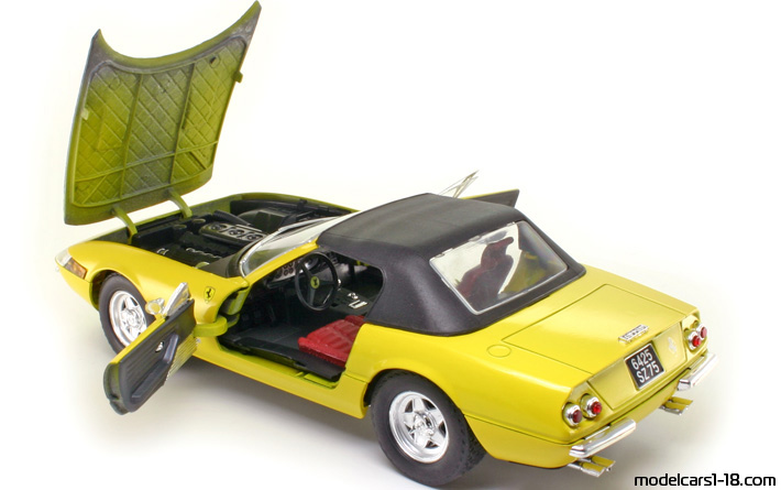 1970 - Ferrari 365 GTS/4 Daytona Solido 1/18 (Жёлтый) Открывающиеся части