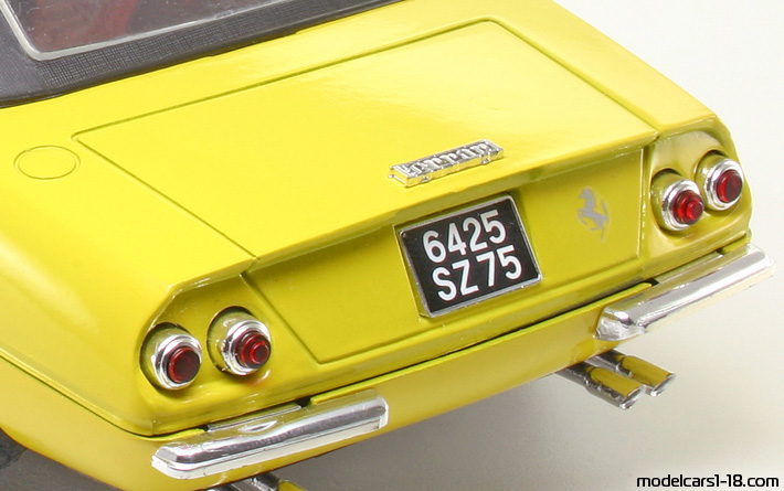 1970 - Ferrari 365 GTS/4 Daytona Solido 1/18 (Жёлтый) Багажник / Поднимающиеся фары