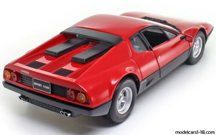 1981 - Ferrari 512 BB Kyosho 1/18 (Kрасный / Чёрный) Задняя правая сторона