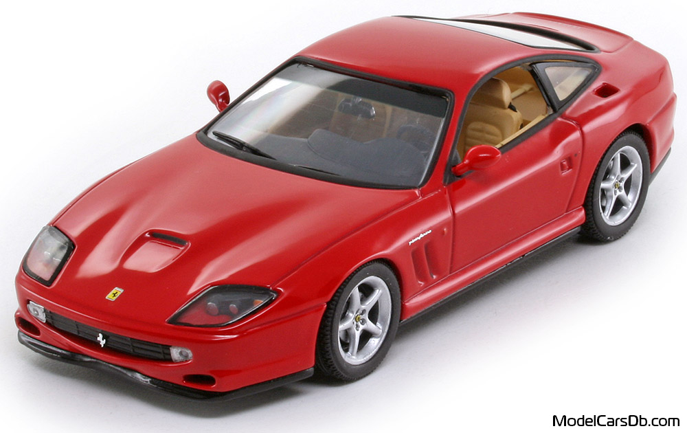 1996 - Ferrari 550 Maranello Minichamps 1/43 (Kрасный) Передняя левая сторона