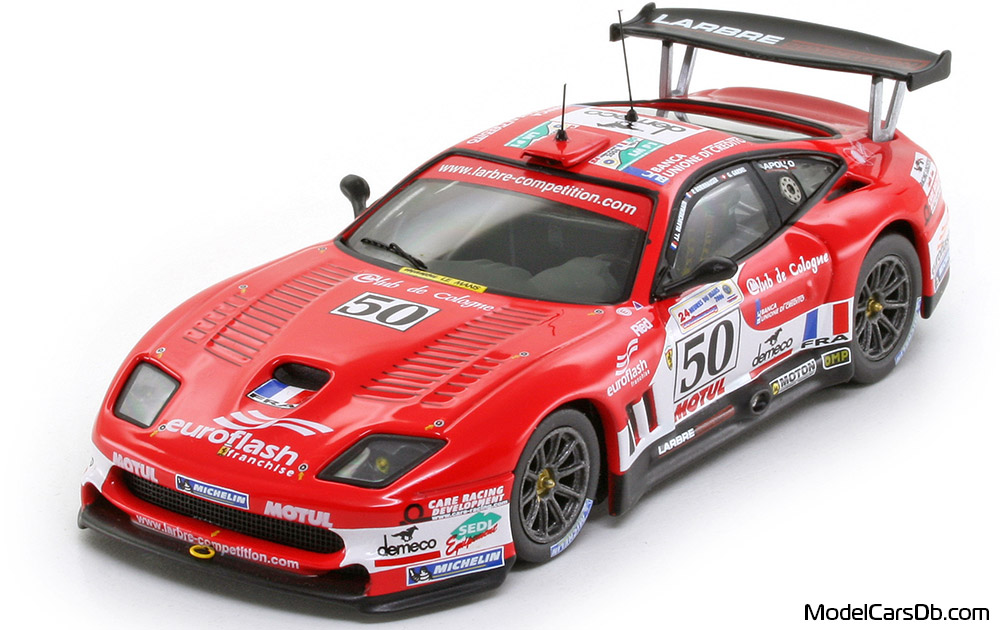 2006 - Ferrari 550 Maranello IXO 1/43 (Kрасный / Белый) Передняя левая сторона
