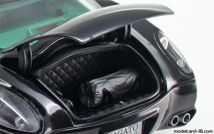 2006 - Ferrari 575 GTZ Zagato Elite 1/18 (Чёрный) Багажник / Поднимающиеся фары