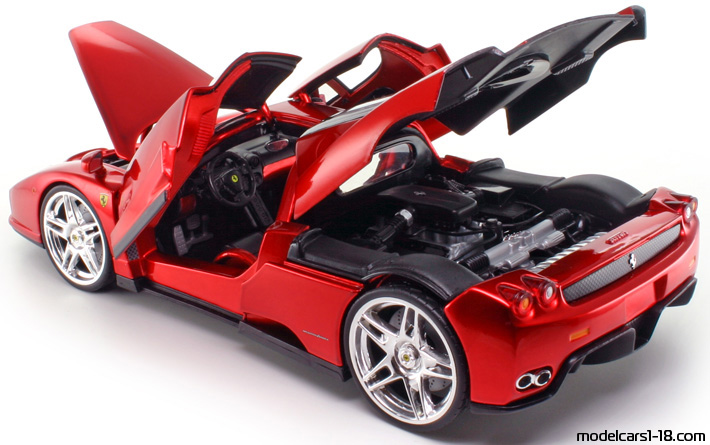 2002 - Ferrari Enzo Ferrari Hot Wheels 1/18 (Kрасный) Открывающиеся части