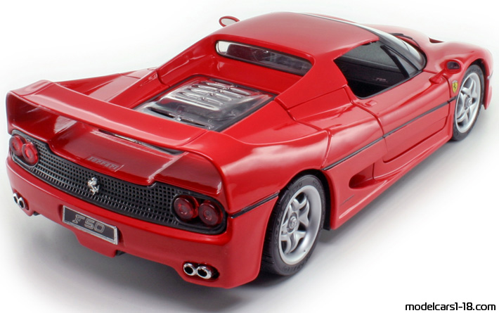 1995 - Ferrari F50 Maisto 1/18 (Kрасный) Задняя правая сторона