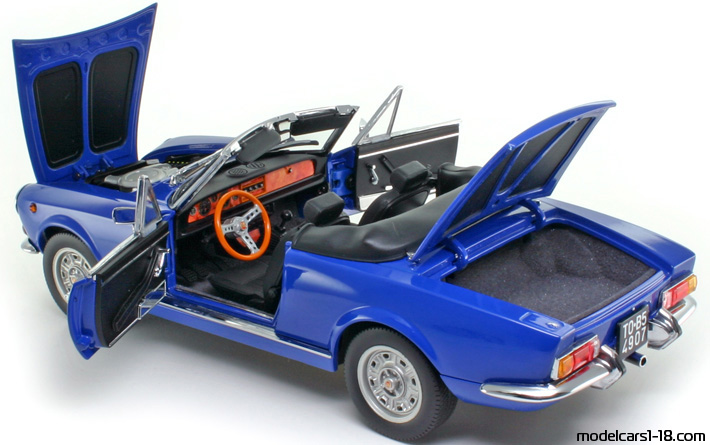 1970 - Fiat 124 Spider Sun Star 1/18 (Синий) Открывающиеся части