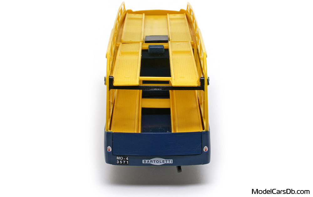 1957 - Fiat 642 RN2 Bartoletti Old Cars 1/43 (Синий / Жёлтый) Сзади