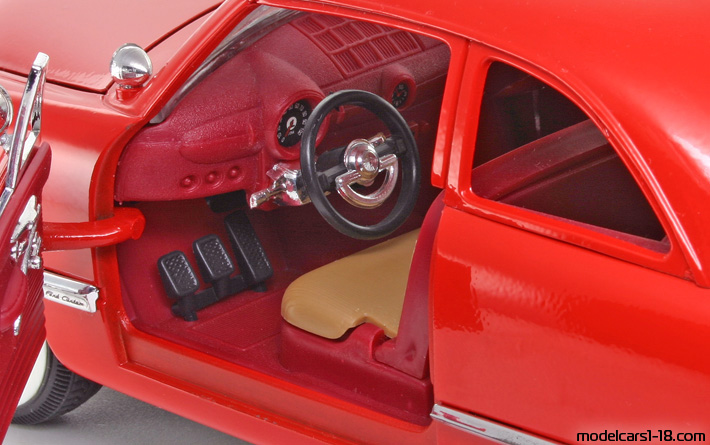 1949 - Ford Coupe Fire Dept Mira 1/18 (Kрасный) Интерьер панель приборов